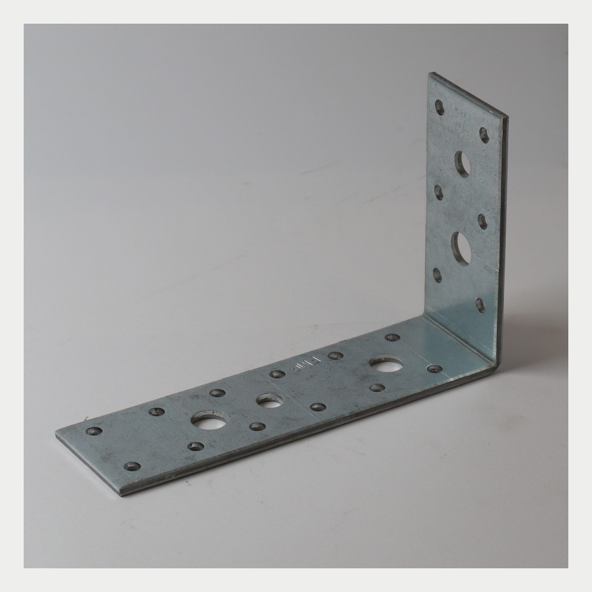 Angle bracket 140x90x40x3,0 – product 400023