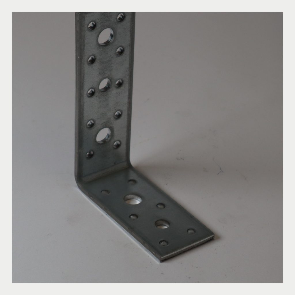 Kulmalevy 120x90x40x4,0 – tuote 400025