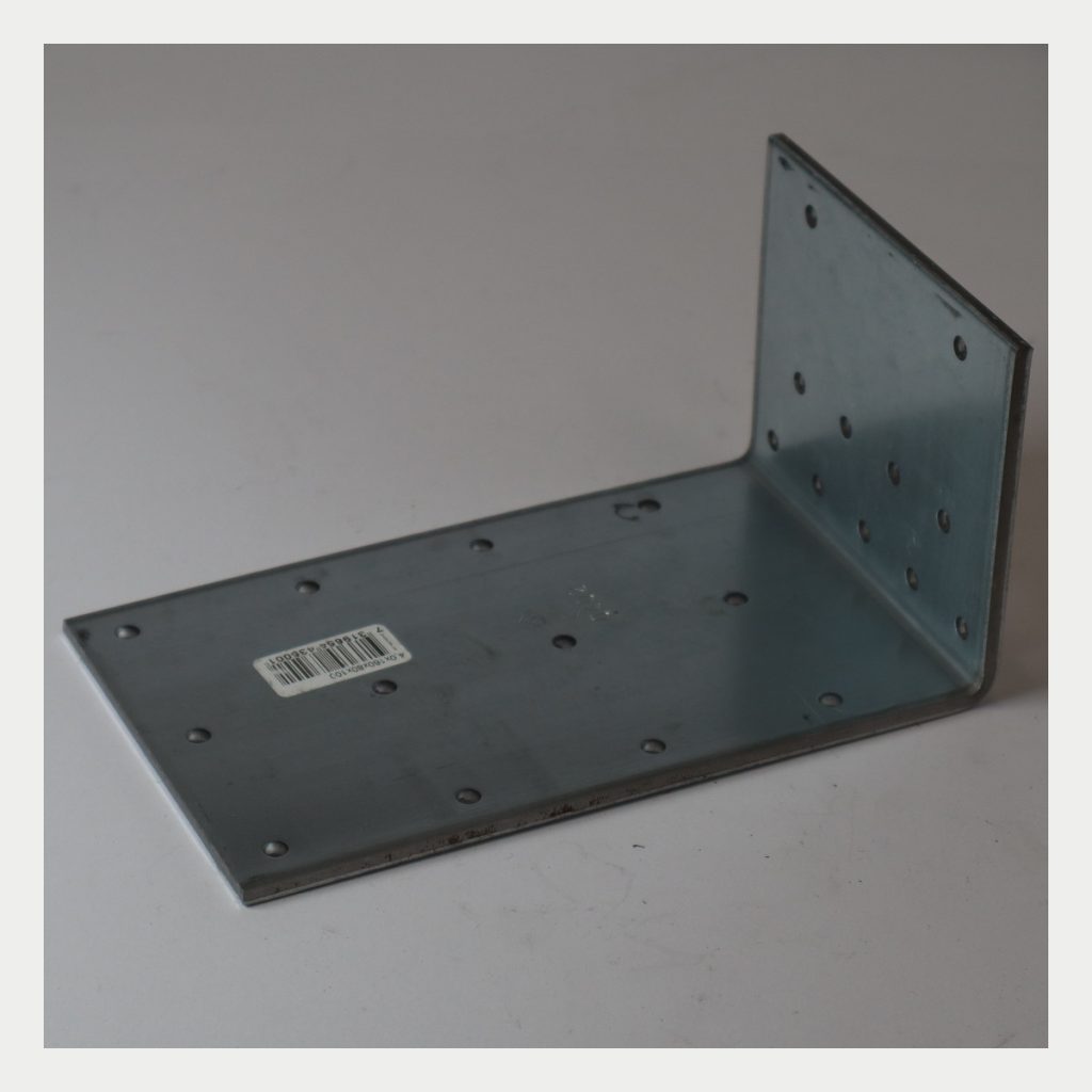 Kulmalevy 160x80x100x4,0 AB 4435 – tuote 400040