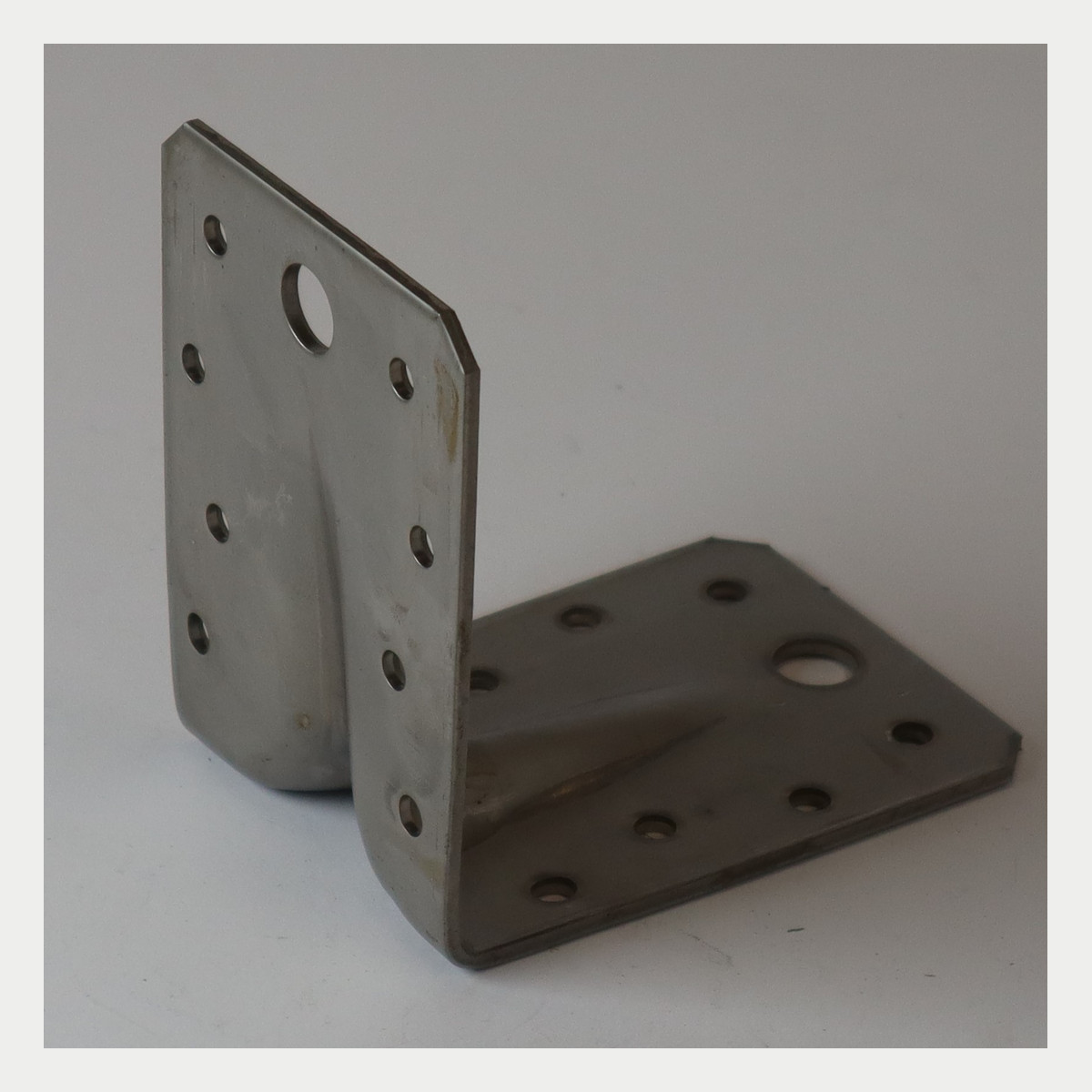 Angle bracket A4 Acid-resistant stainless steel KULMA 90 VAH A4/HST &ndash; product 400408