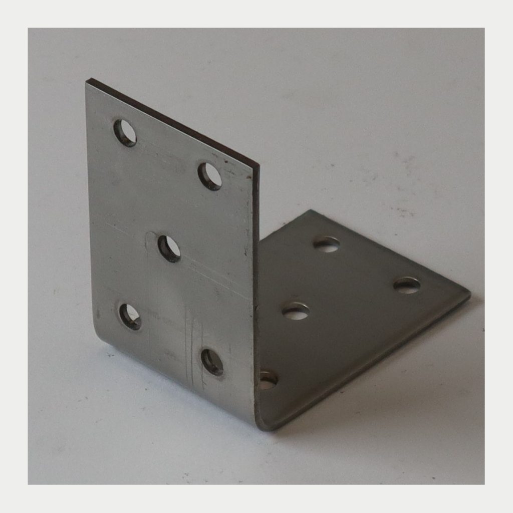 Kulmalevy A2 Ruostumaton 60x60x40x2,0 – tuote 401148