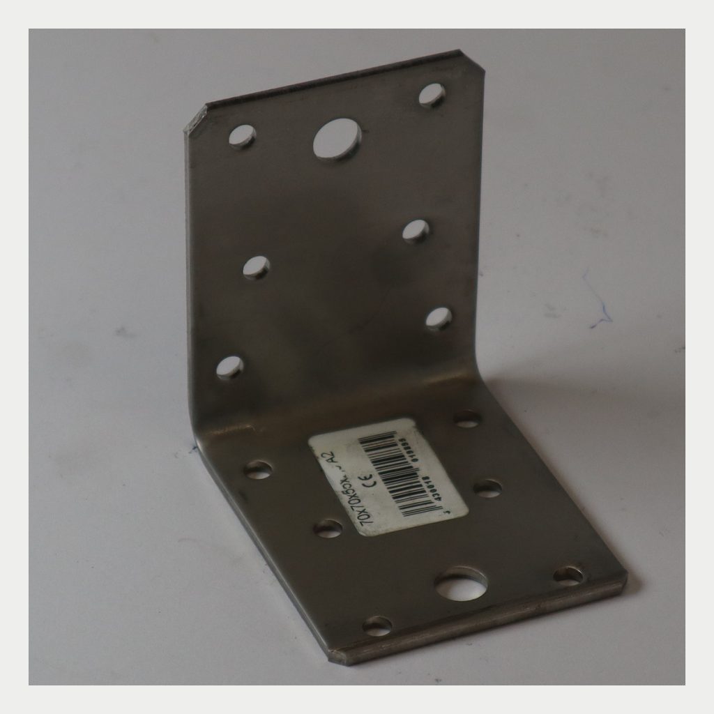 Kulmalevy A2 Ruostumaton 70x70x55x2,5 – tuote 401229