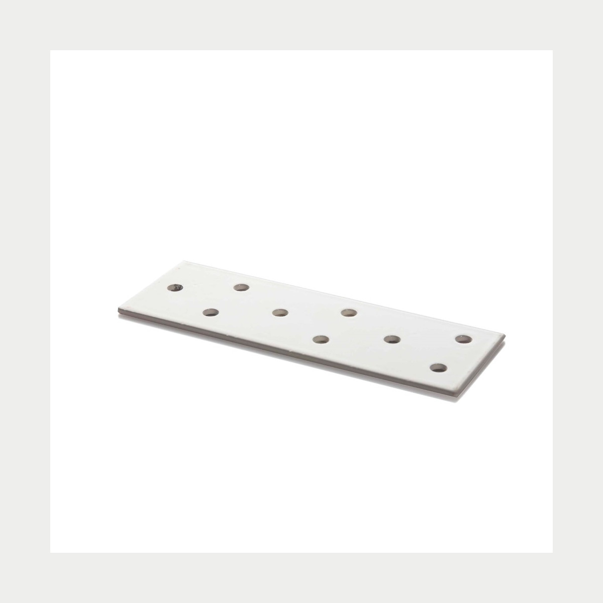 Naulauslevy maalattu 40x120x2,0 (valkoinen) – tuote 401371